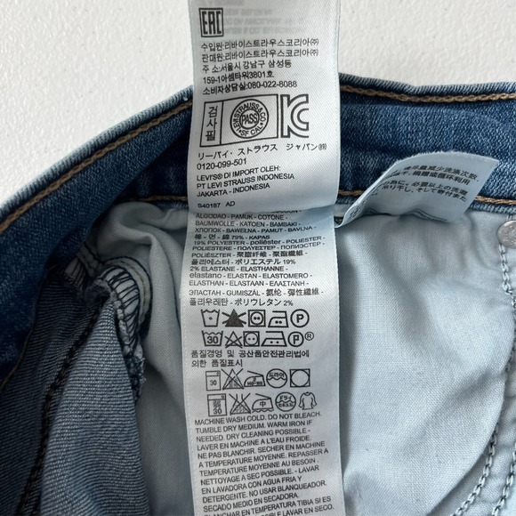 Levi's Jeans Women's 34 Blue Slimming Boot Medium Wash Stretch Cotton - Picture 11 of 12